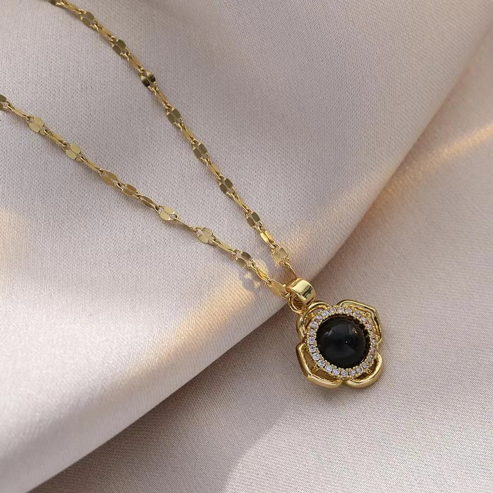 DIY Fashion Design Lucky Adjustable Gold-Plated Link Chain Black Crystal Flower Diamond Pendant Inlaid Zircon Necklace Alloy
