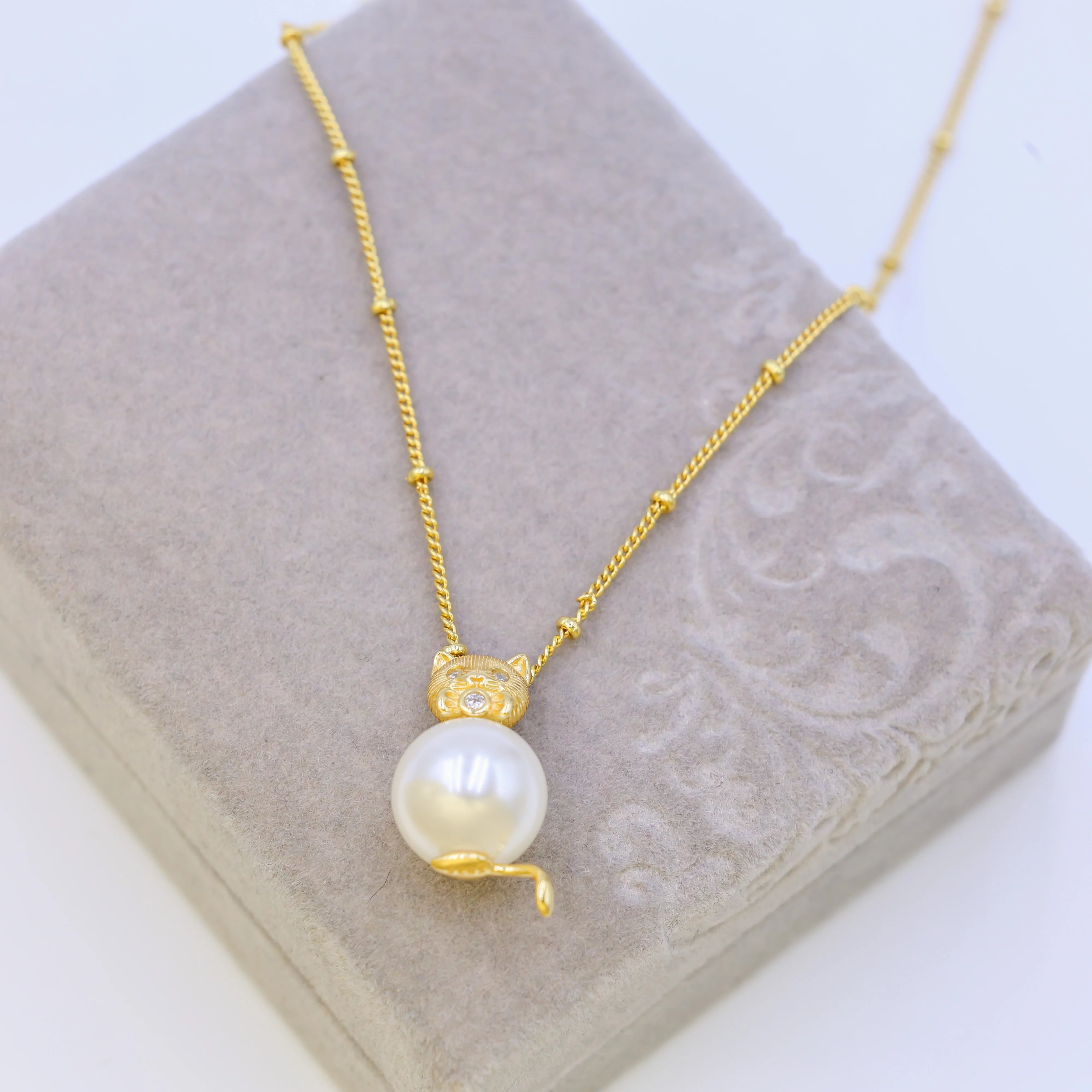 925 Sterling Silver Freshwater Pearl Necklace with Moissanite Diamonds Faux Pearl Pattern Wedding Party Jewelry Gift Women