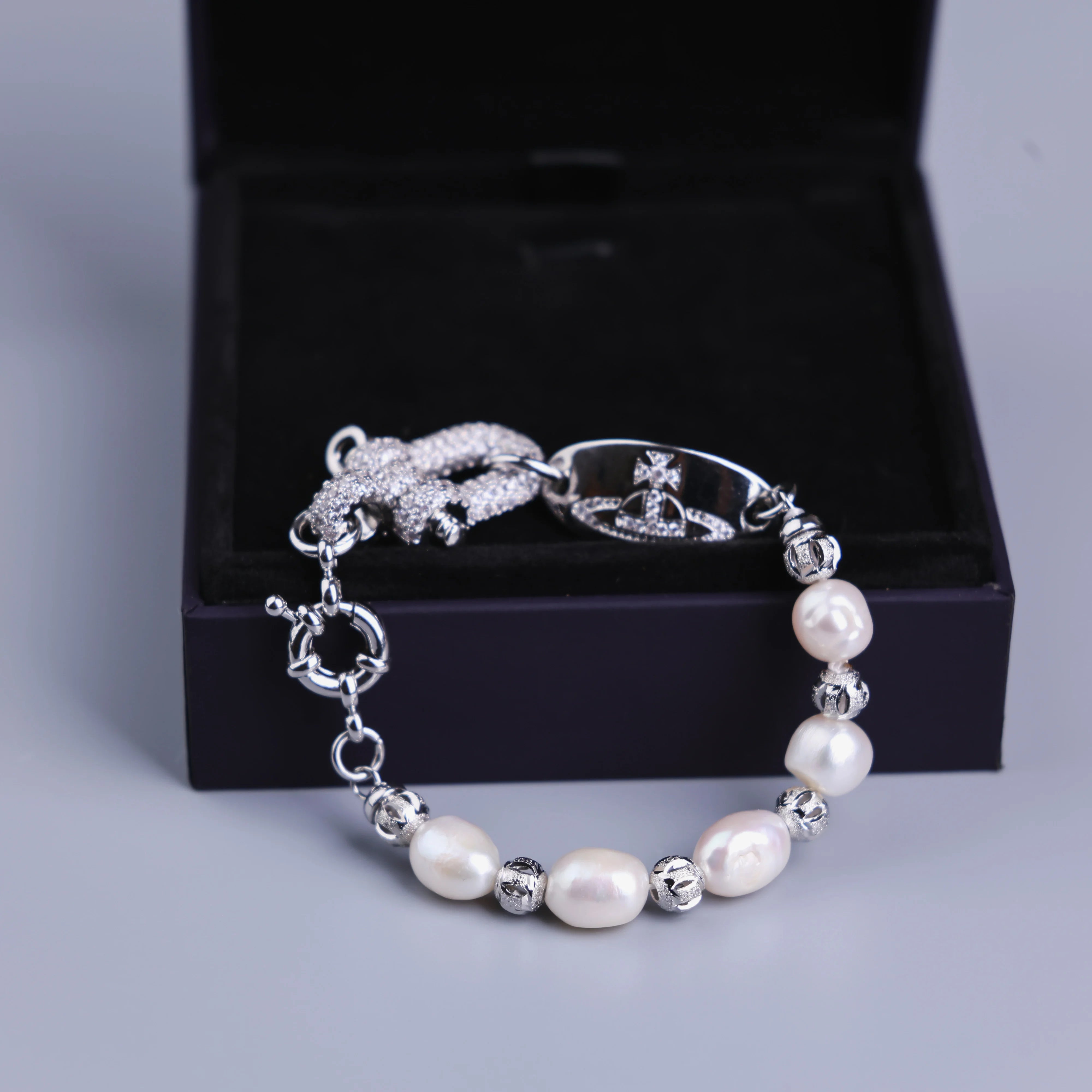 Ladies' custom fashion plated 18K gold Natural freshwater pearl bracelet fashion jewelry