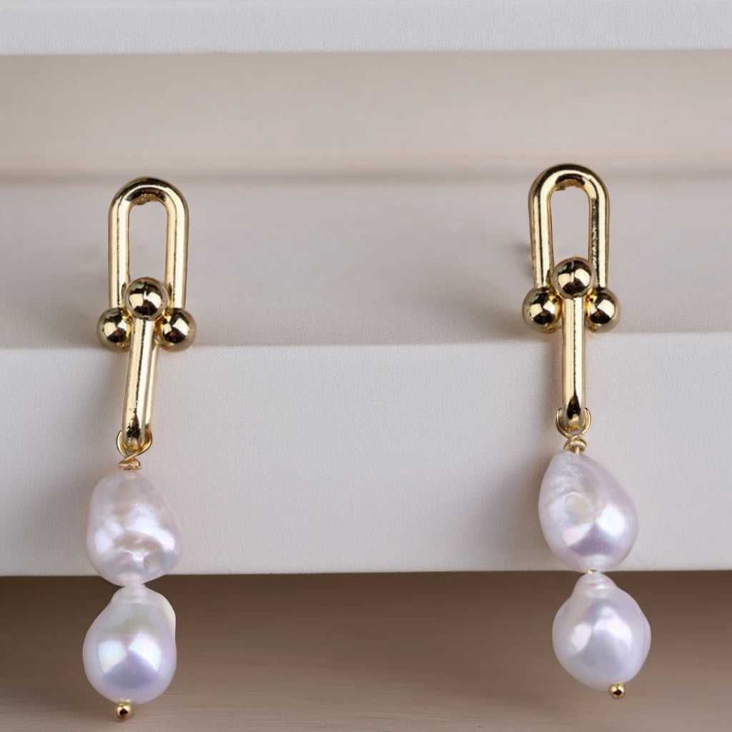 Ladies' DIY high-quality 18K gold-plated pearl earrings Natural freshwater pearl