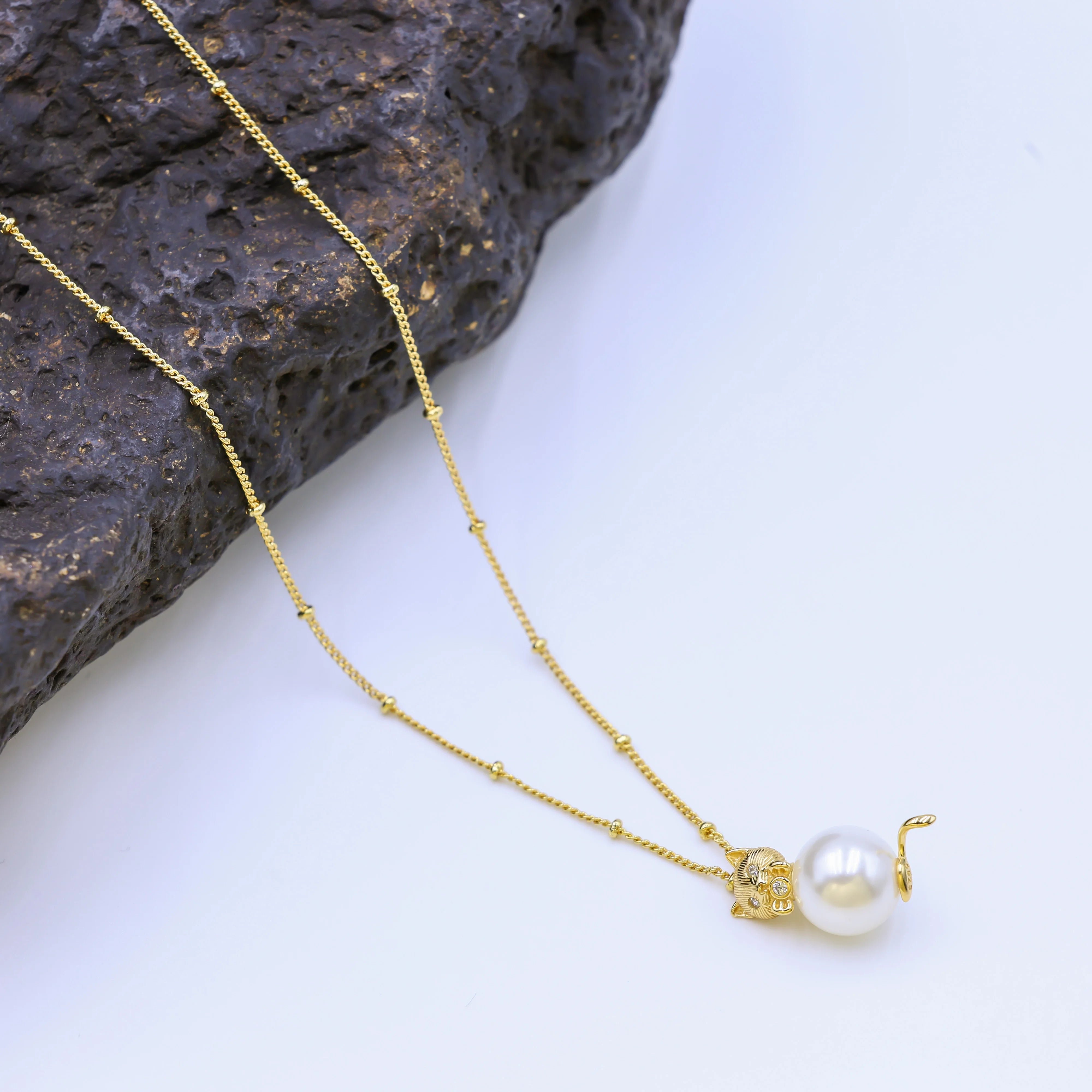925 Sterling Silver Freshwater Pearl Necklace with Moissanite Diamonds Faux Pearl Pattern Wedding Party Jewelry Gift Women