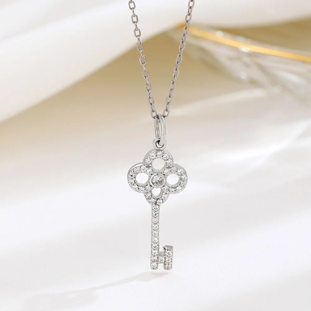 Silver Key freshwater natural pearl Necklace Fine Jewelry with Simple Diamond and Zircon Trendy Style for Weddings and Parties