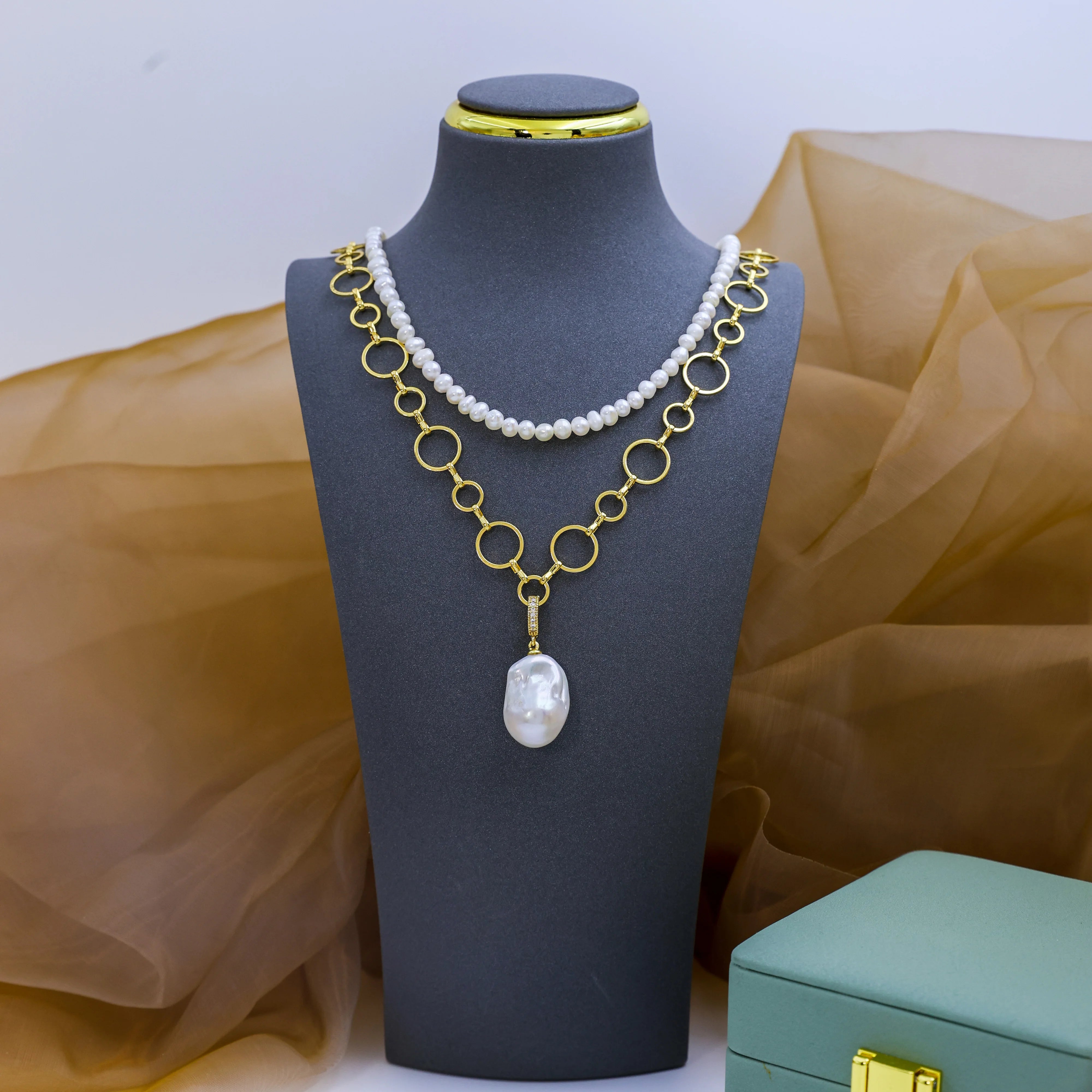 DIY Fashion Design Precious Natural Freshwater Pearl Balloon Pearl Pendant 18K Gold Necklace Combination Necklace