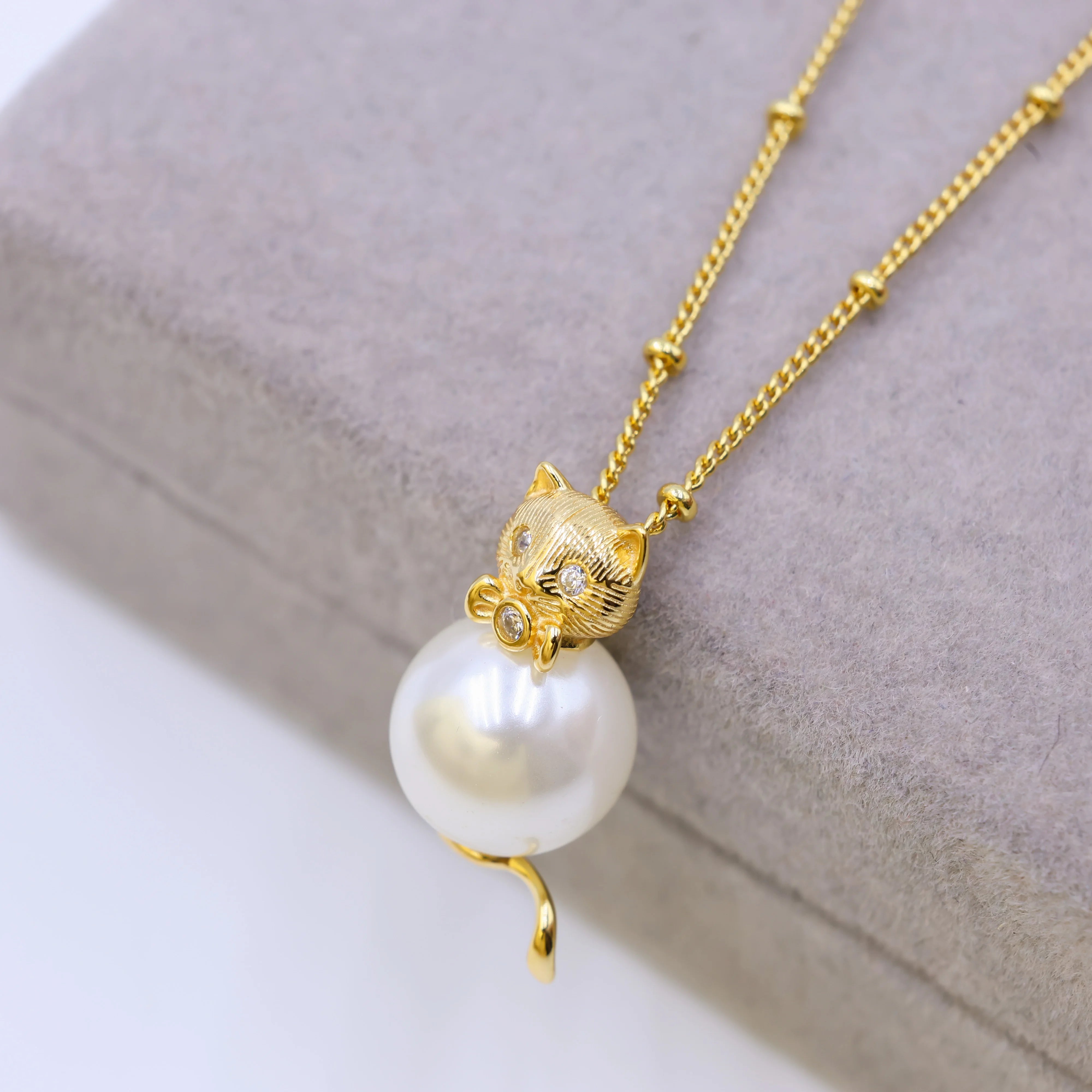 925 Sterling Silver Freshwater Pearl Necklace with Moissanite Diamonds Faux Pearl Pattern Wedding Party Jewelry Gift Women