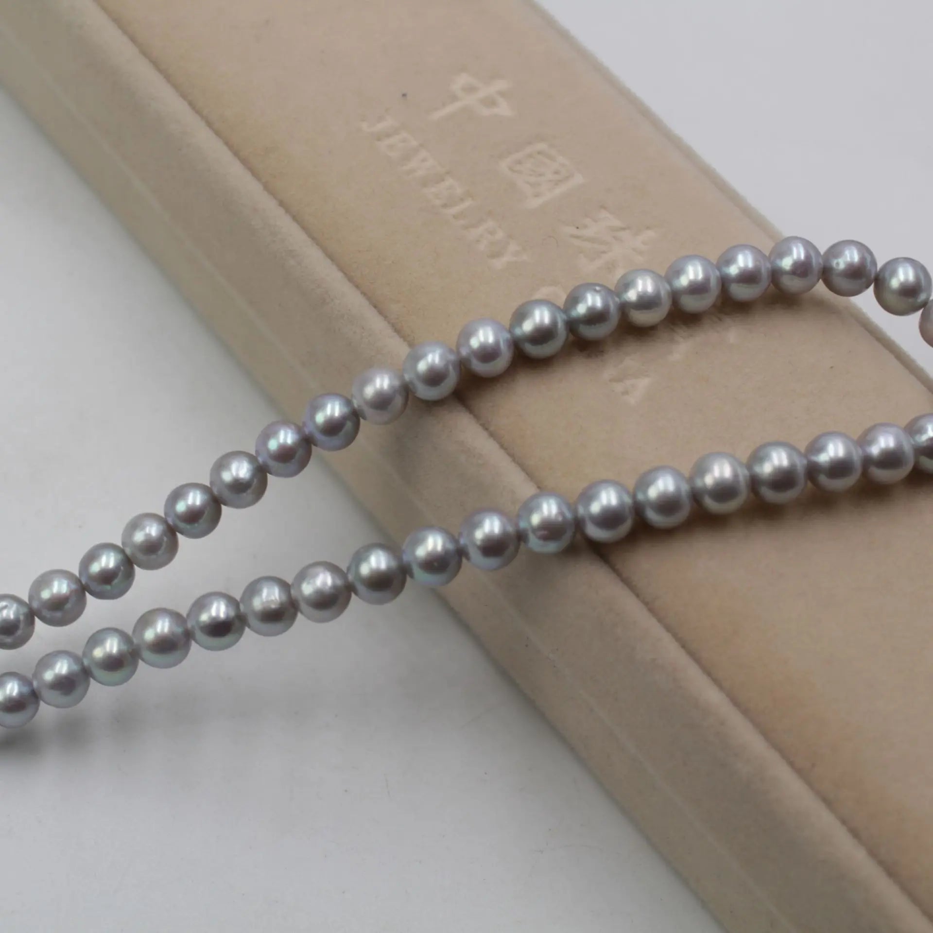4A Grade 7-8mm Natural Gray Freshwater Pearls Loose round Pearl Drilled for DIY Jewelry & Jewelry Making