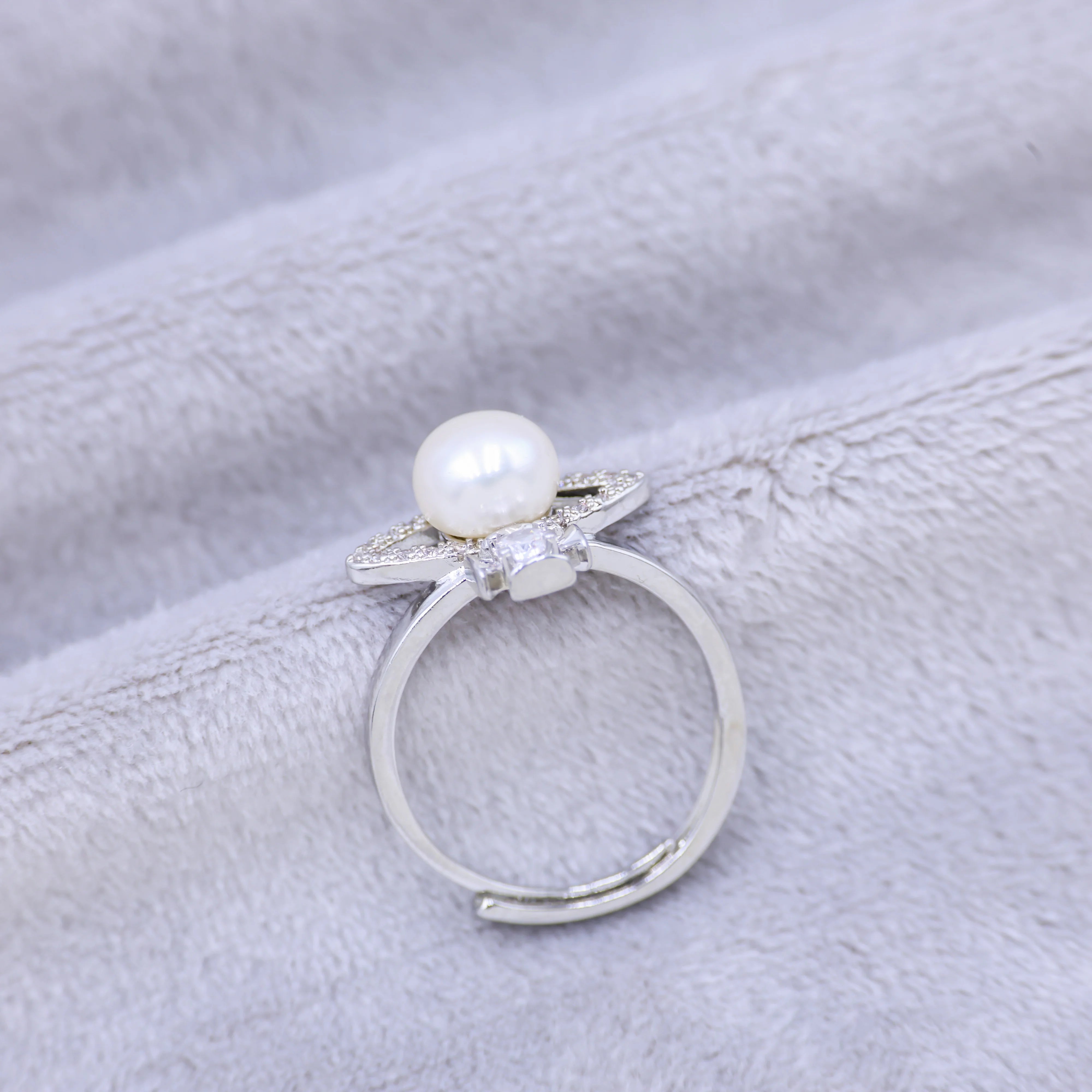 Wholesale Customization 18K platinum plated Freshwater natural Pearl Ring Gold Plated Natural Pearl Ring for Weddings