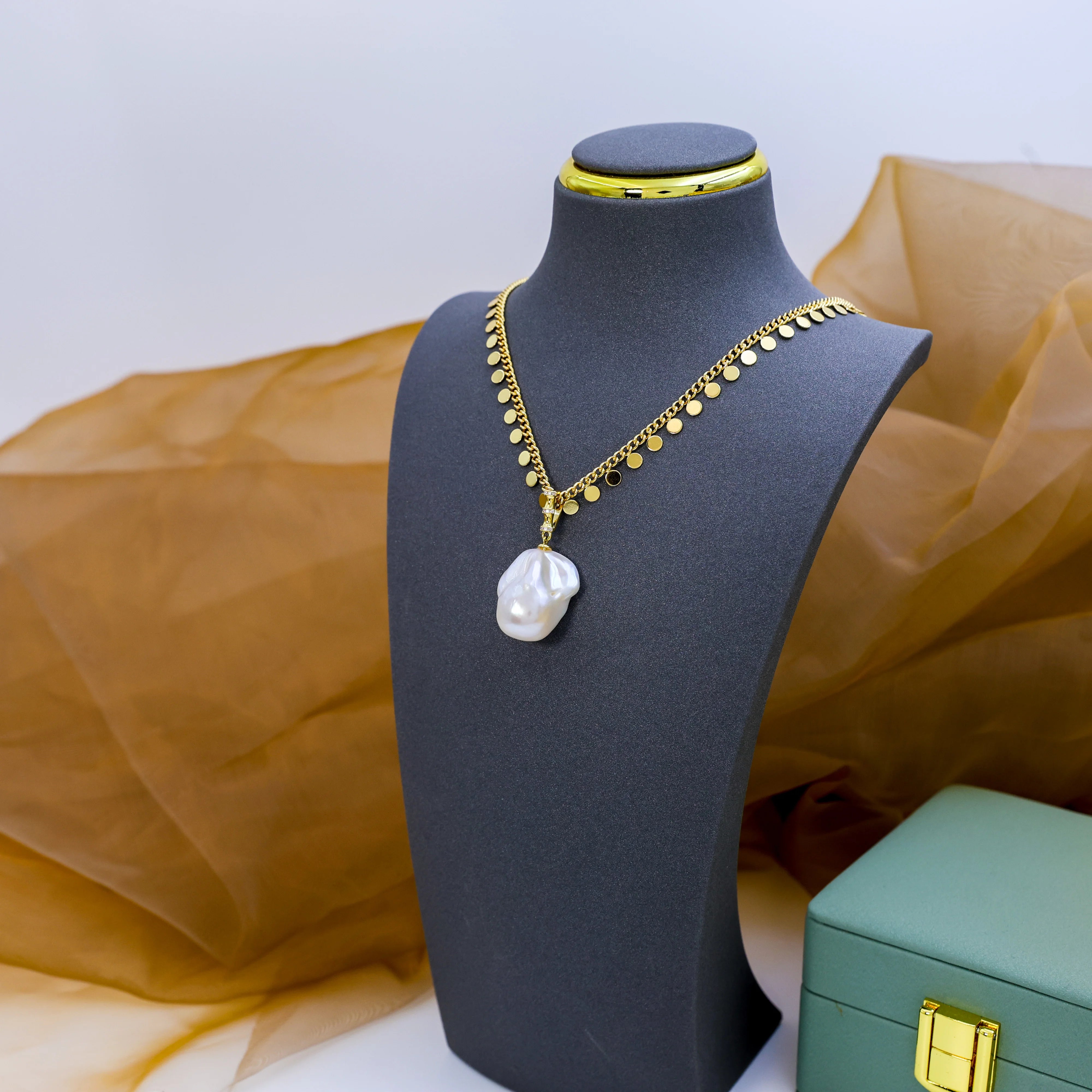 Ladies' DIY 18K gold plated high-end natural shaped pearl Baroque necklace