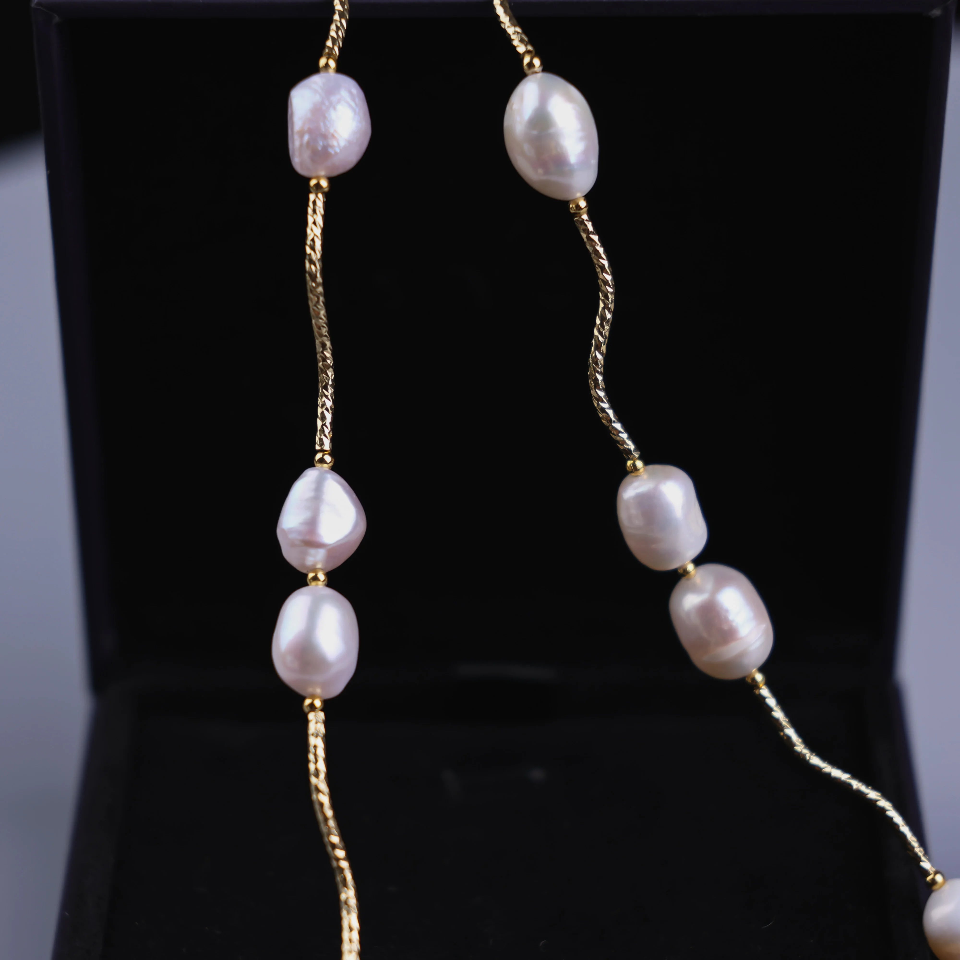 DIY Design Long necklace Women's Beautiful Natural Freshwater Pearl Necklace Paired with Dress, High end and Elegant gold-plated