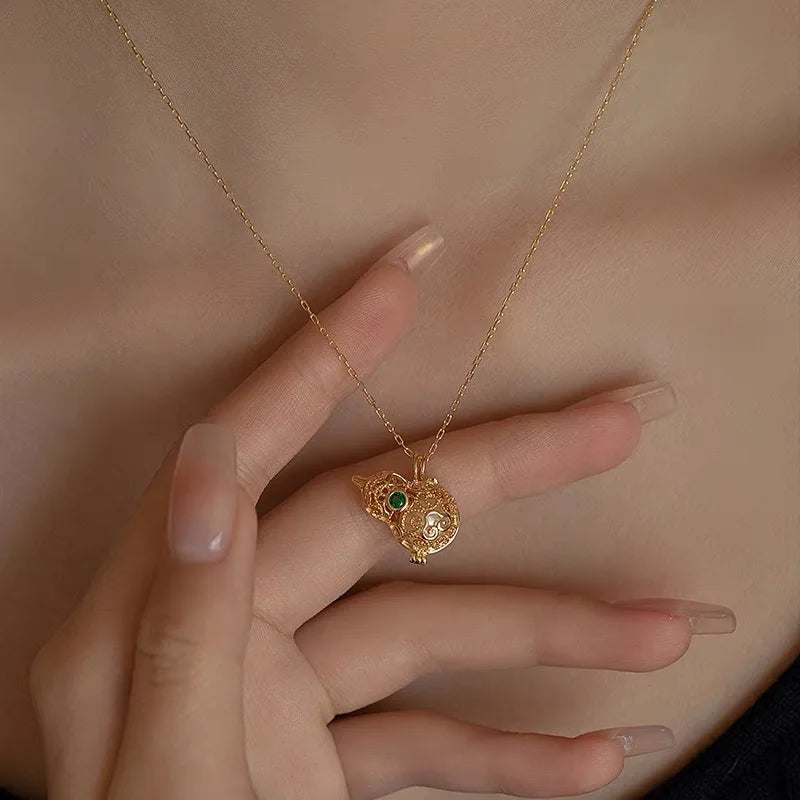 DIY fashion design 18K gold-plated freshwater natural pearl pendant necklace, suitable for women's luxurious matching