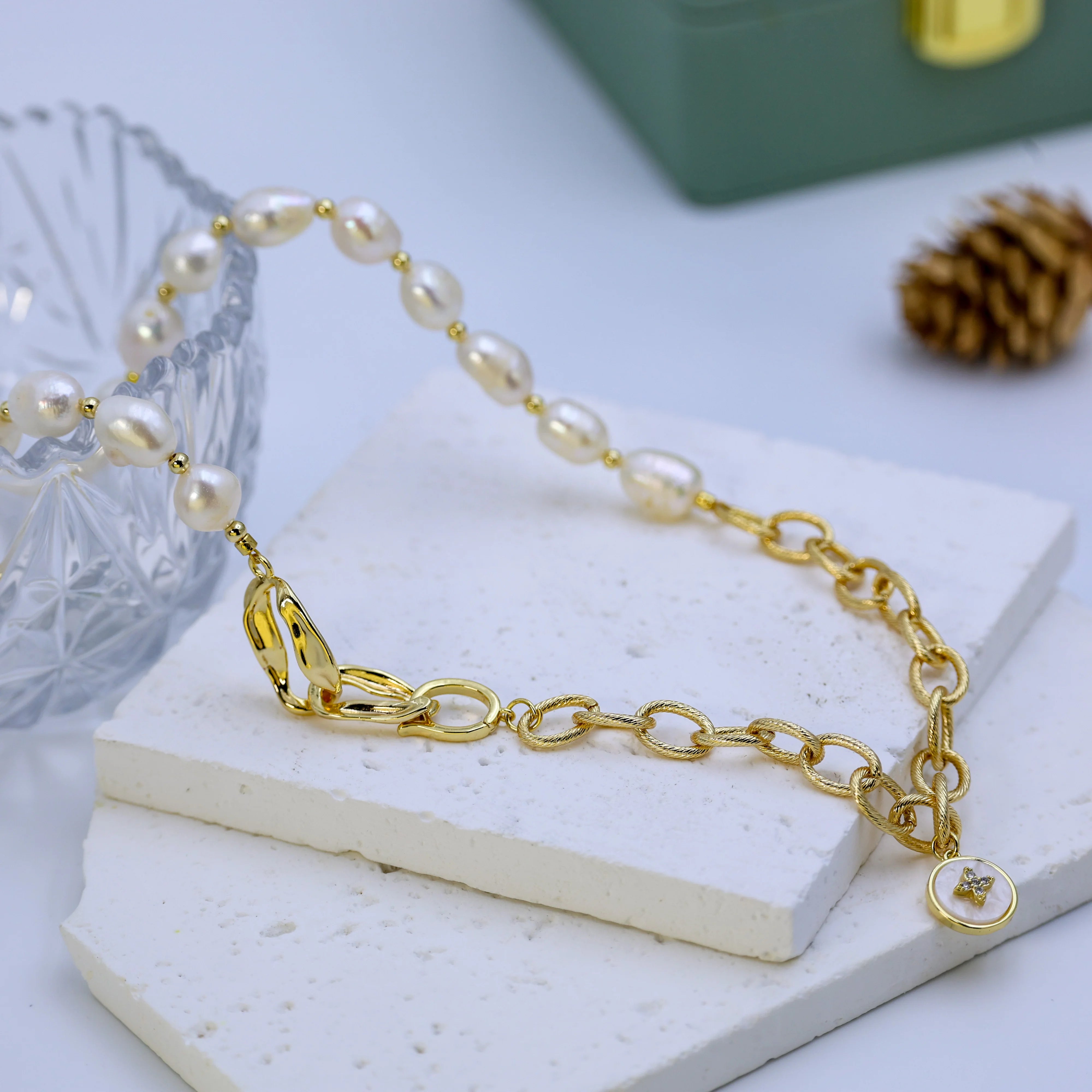 DIY Fashion Design 18K Gold Plated big Size 9-10mm White Freshwater Pearl Choker Necklace Classic Style for Gift