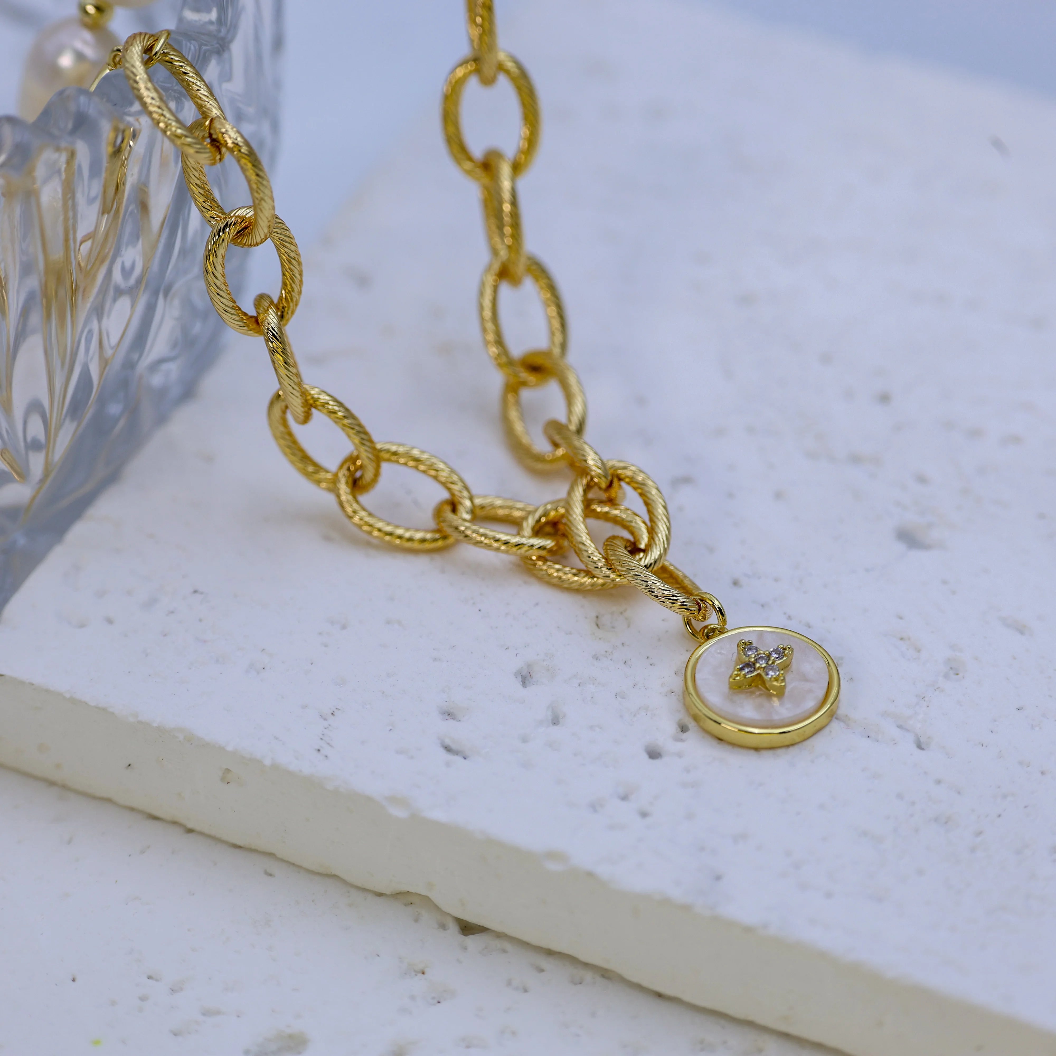 DIY Fashion Design 18K Gold Plated big Size 9-10mm White Freshwater Pearl Choker Necklace Classic Style for Gift