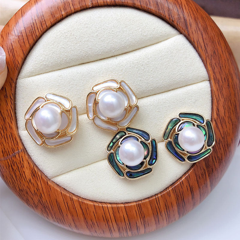 Natural freshwater pearl earrings white versatile fashion temperament jewelry niche design