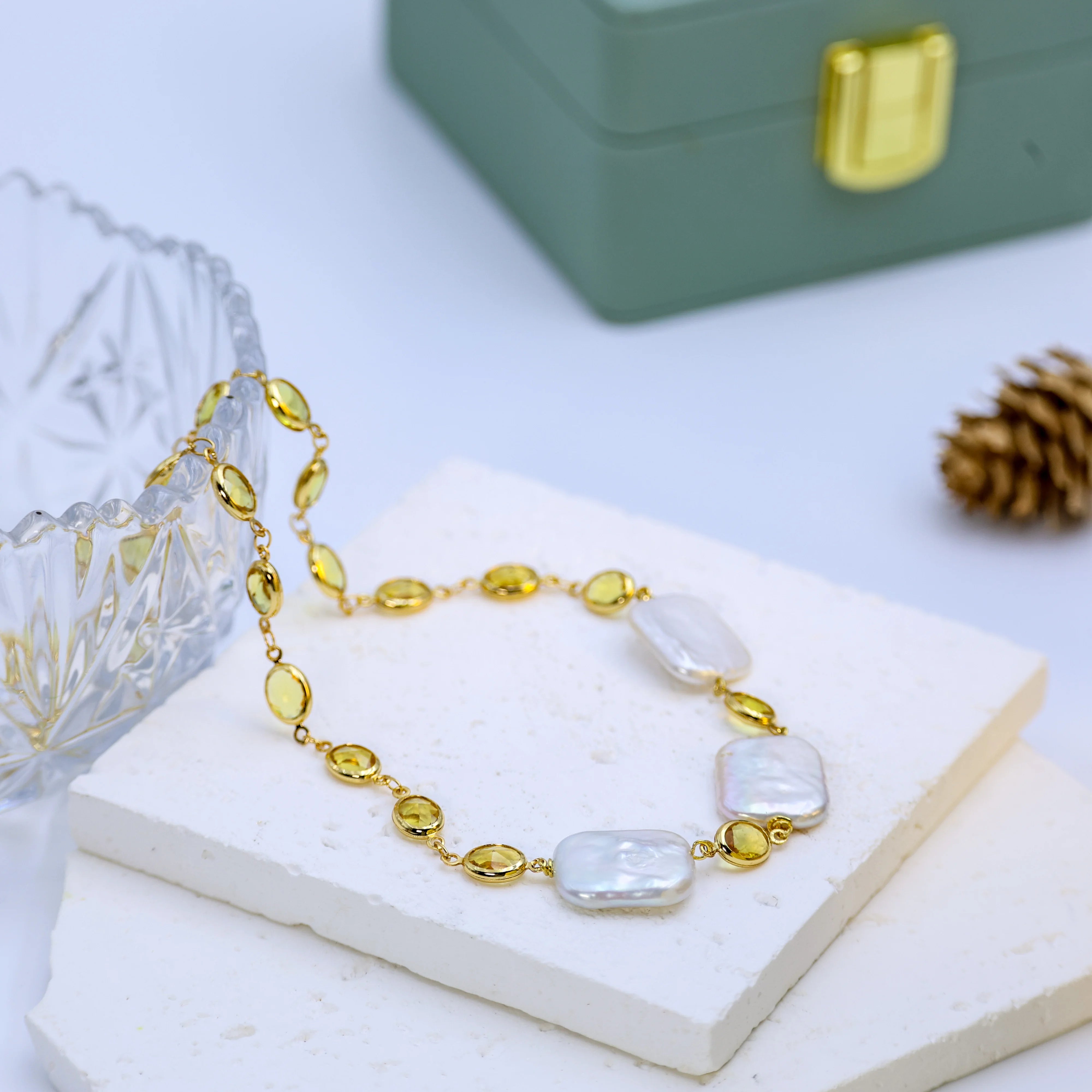 DIY Design Baroque Freshwater White Pearl 18K Gold Pendant Necklace Trendy Collarbone Necklaces for Women for Weddings Parties