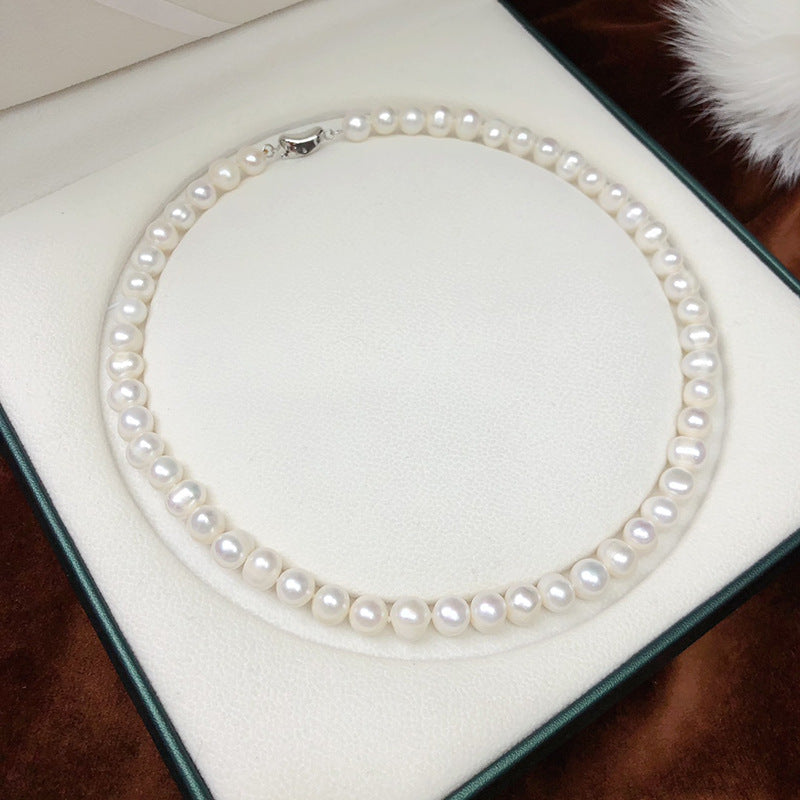 Natural freshwater pearl necklace nearly round