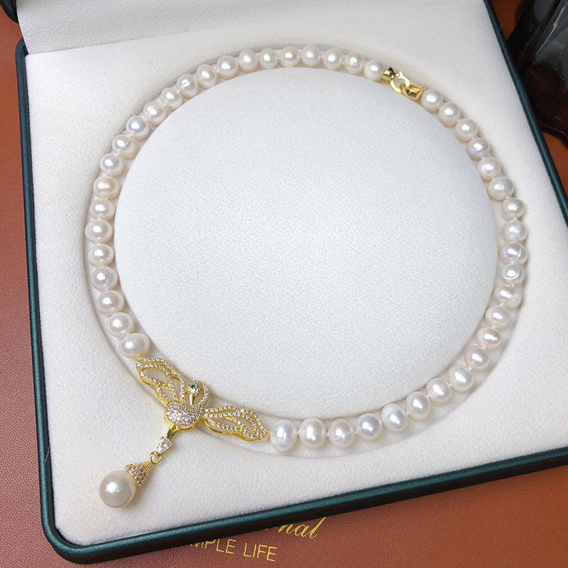 Freshwater pearl necklace fashionable and versatile jewelry full of diamonds micro-inlaid 8-9mm nearly round pearls