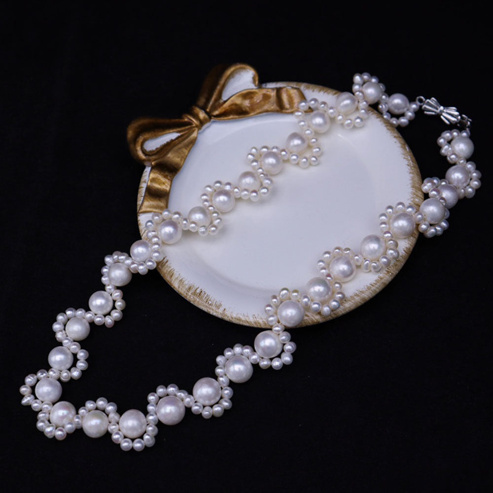 Retro goddess style freshwater pearl hand-woven exquisite fashion princess clavicle necklace