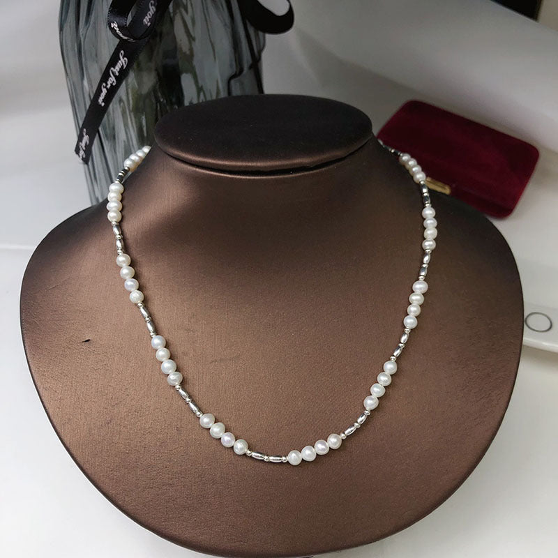Natural pearl necklace