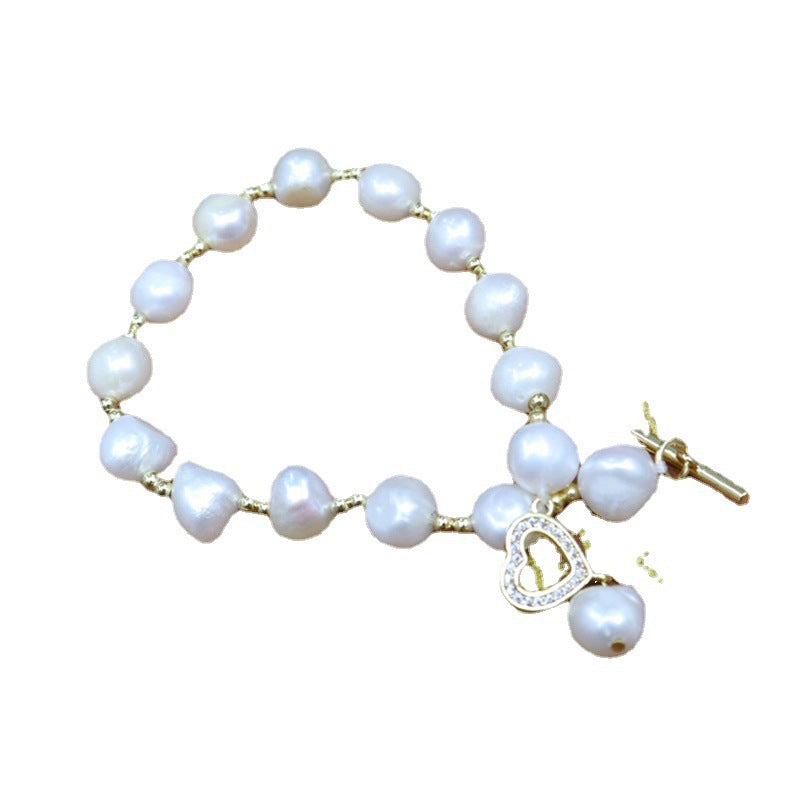 Natural freshwater pearl bracelet 8-9mm heart shape OT clasp