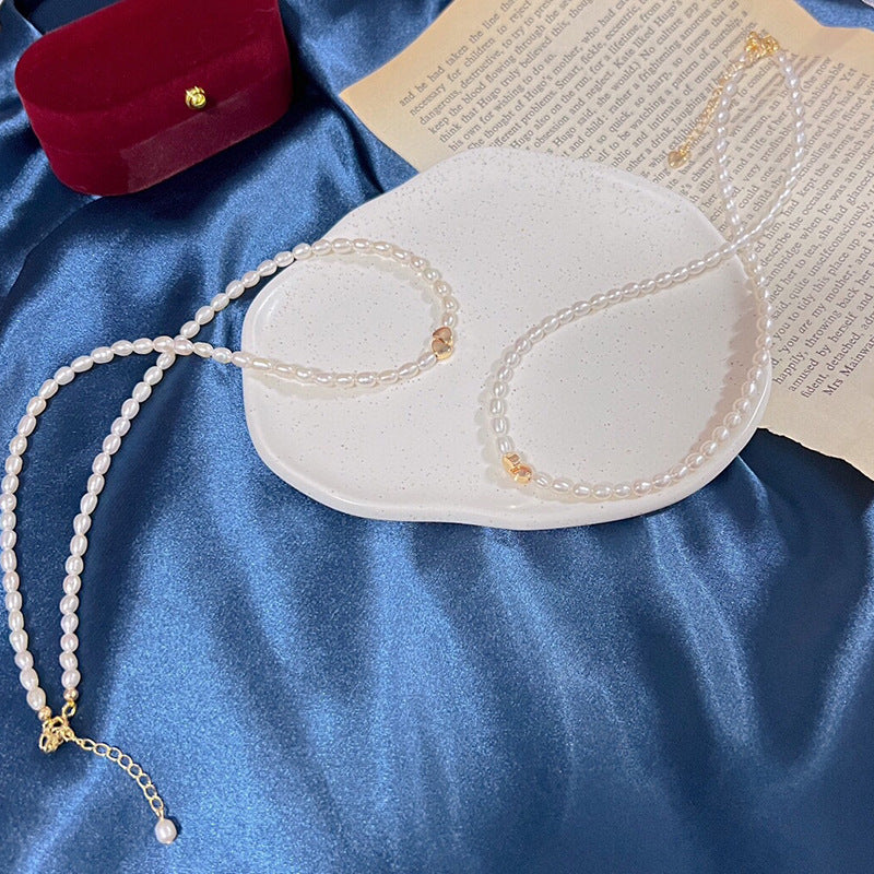 Rice-shaped beads 4-5mm natural freshwater pearls niche temperament clavicle necklace wholesale