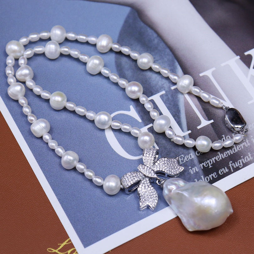 Retro style natural freshwater Baroque light luxury niche design temperament versatile necklace