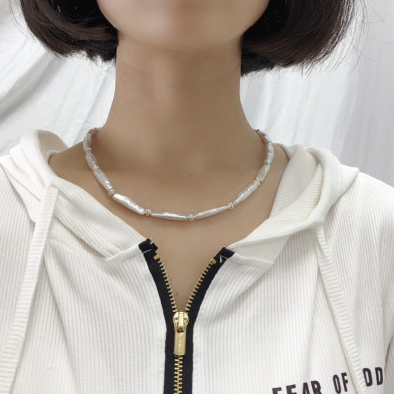 French retro shaped baroque pearl necklace for women light luxury versatile niche design toothpick pearl clavicle chain