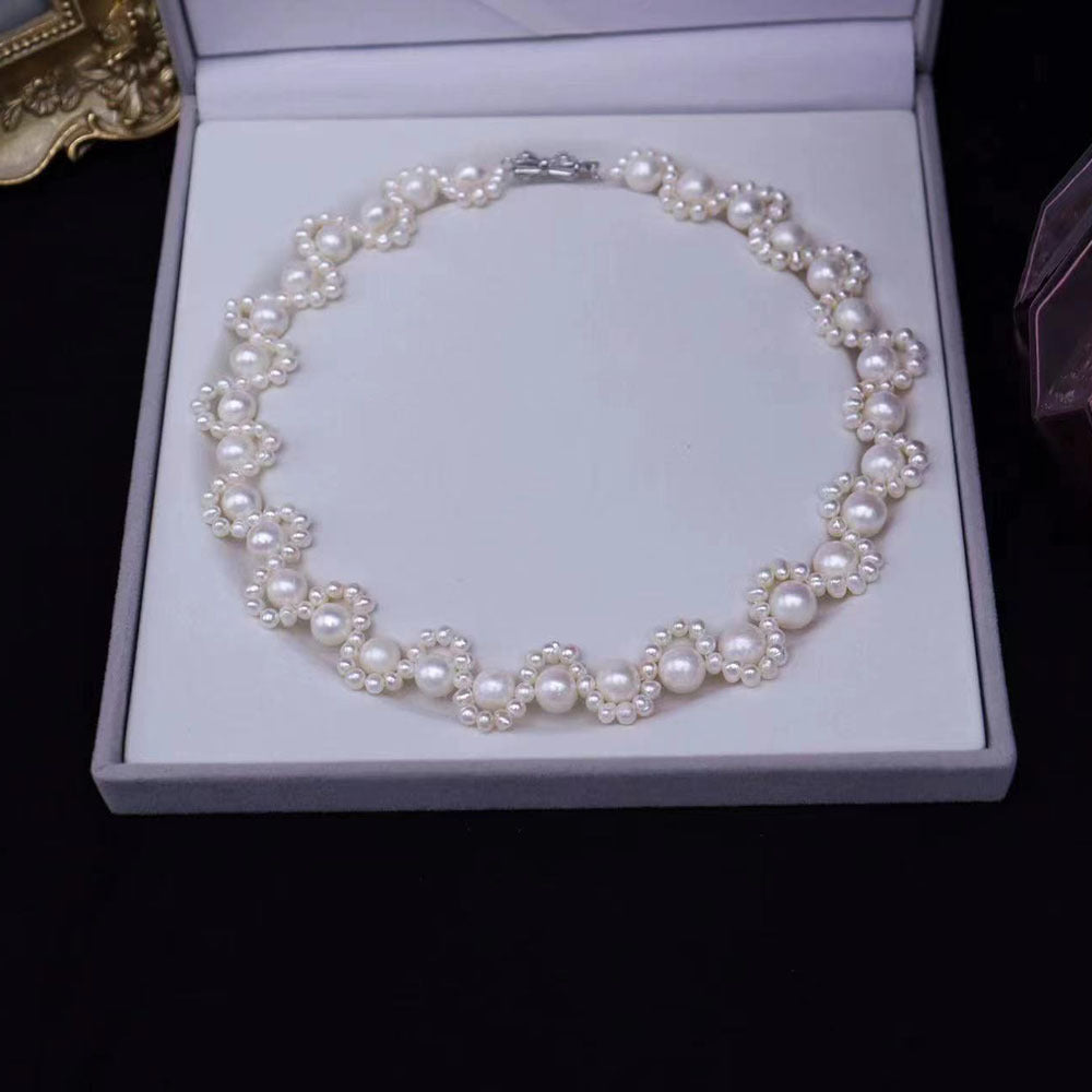 Retro goddess style freshwater pearl hand-woven exquisite fashion princess clavicle necklace