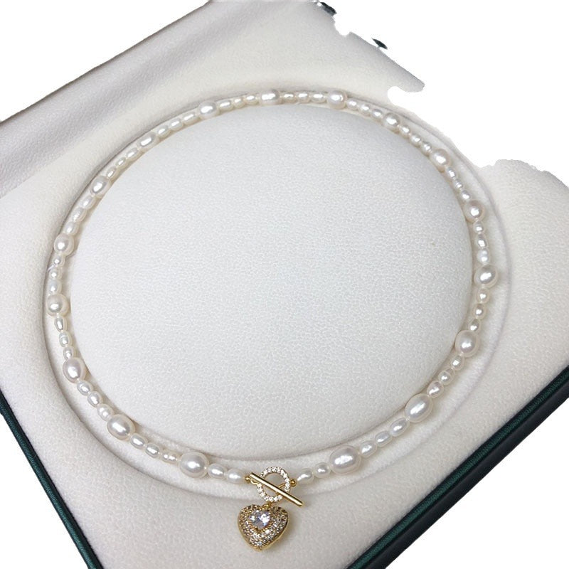 Natural freshwater pearl necklace